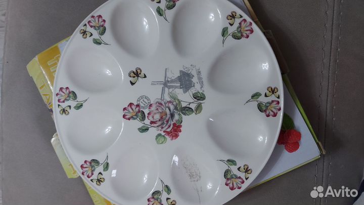 Тарелка для пасхальных яиц