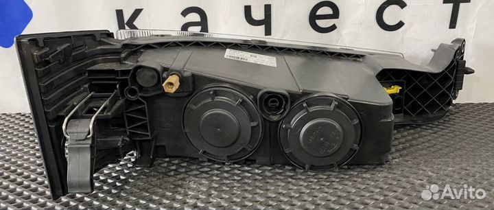 Фара противотуманная левая Volvo FH4 84186279