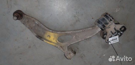 Рычаг подвески передний правый Ford Focus 3 1.6