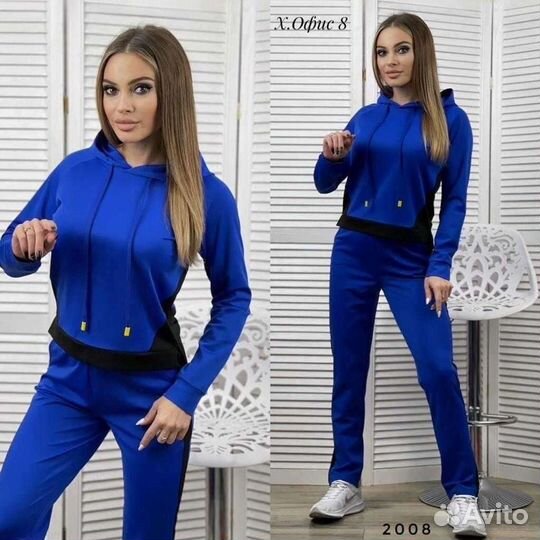 Костюм спортивный