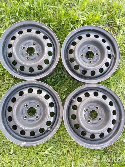 Диск r 14 штампованный