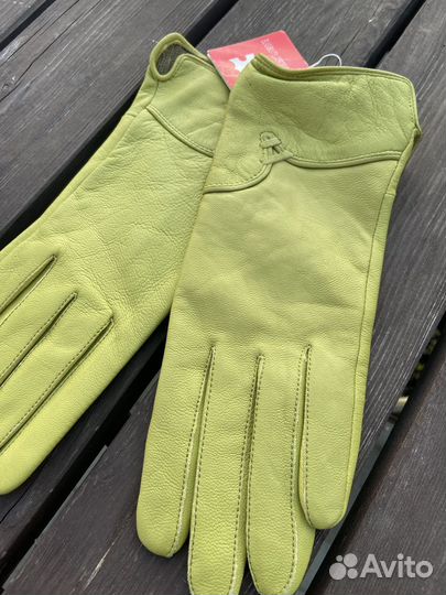 Перчатки женские кожаные новые р-р 7