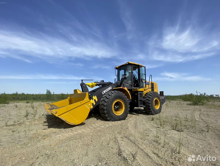 Фронтальный погрузчик XCMG LW550RU, 2023