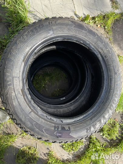 Goodyear Ultragrip Ice Arctic 185/65 R15