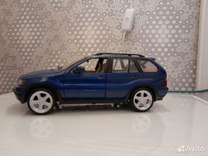 Модель bmw x5 е53
