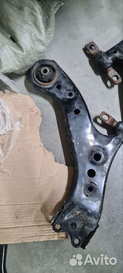 Рычаг передний левый Тойота рав-4 50 2018-2022