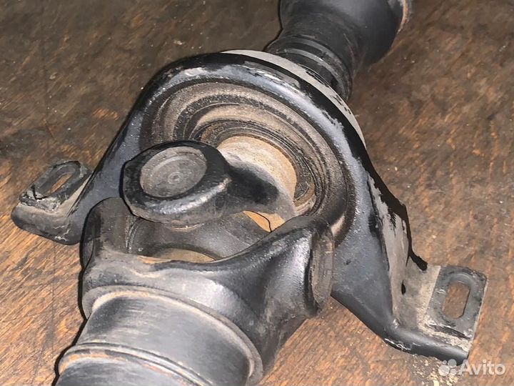 Карданный вал на Мерседес w211 e320cdi