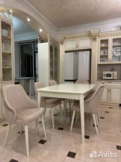 Стол и стулья от производителя. В наличии