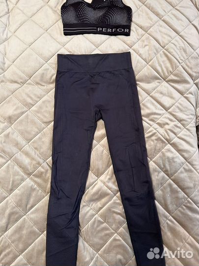 Костюм для фитнеса женский