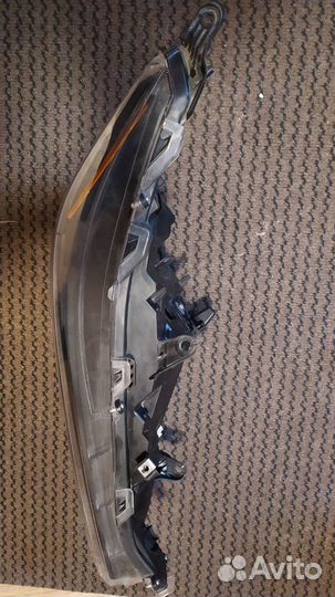 Фара тойота рав 4 2020 года