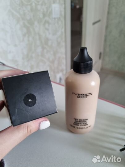 Крем тональный MAC. Пудра MAC