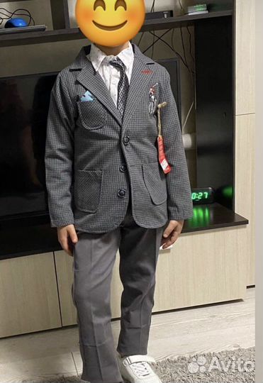 Костюм на мальчика 7-8 лет