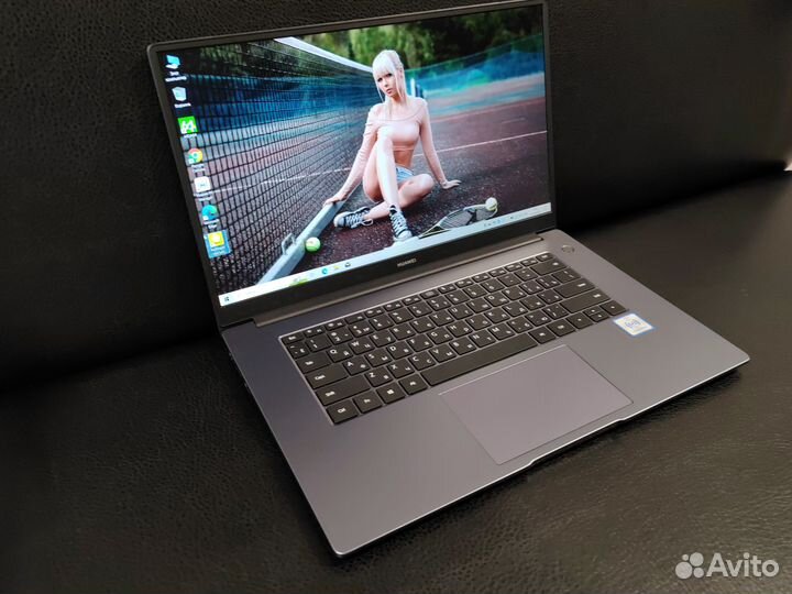 Ультрабук Huawei MateBook D15 i5-10210U/8Gb/SSD512