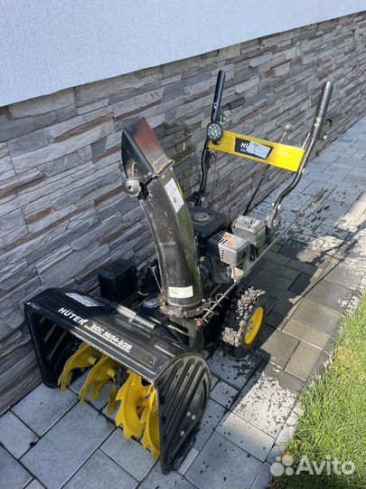 Снегоуборщик Huter бензиновый