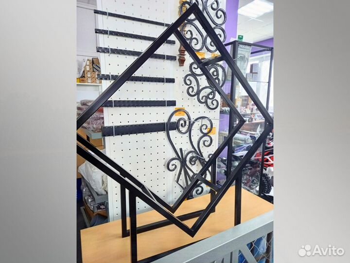 Дровница, дровник