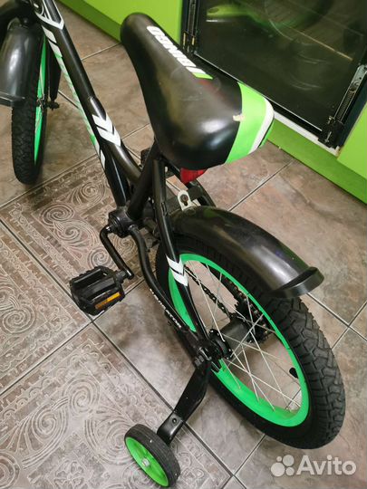 Детский трехколесный велосипед