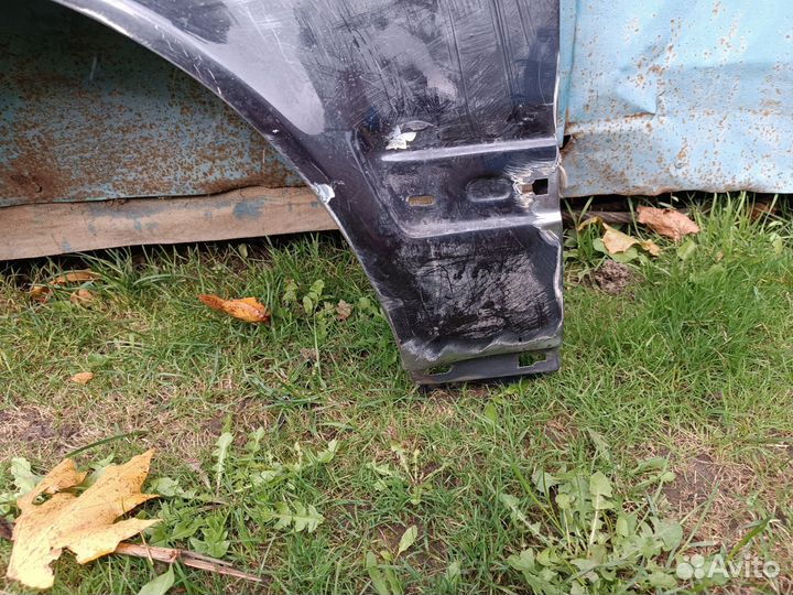 Крыло левое audi s4 c4