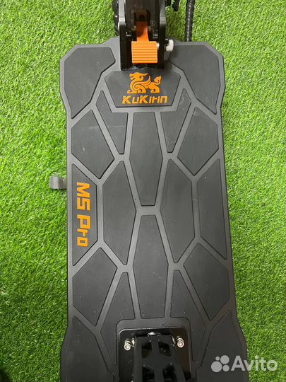 Электpocамокaт Kugоо Kirin М5 Pro