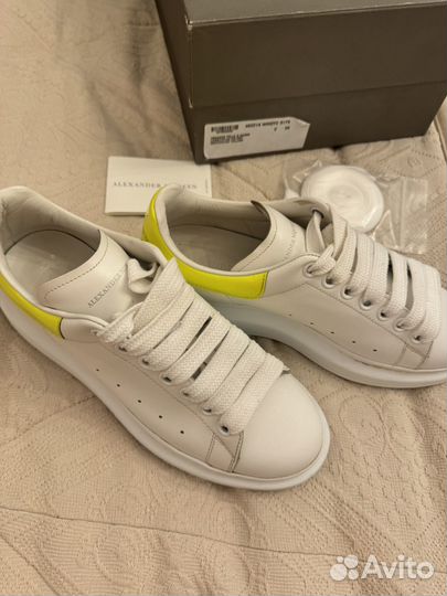 Alexander mcqueen женские кроссовки 39