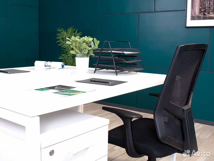 Комплект офисной мебели Россия