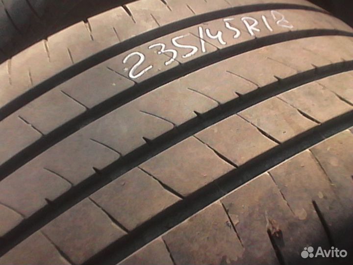 Bridgestone Turanza T005 235/45 R18 94W