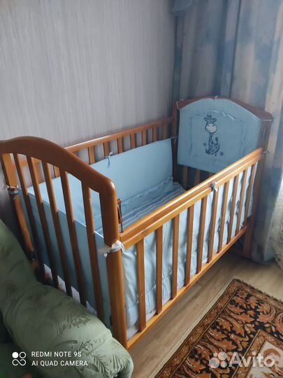 Детская кроватка