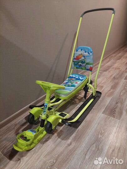 Детский снегокат с колесами