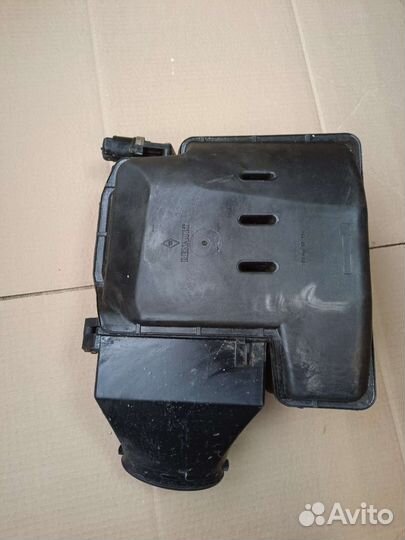 Корпус воздушного фильтра Nissan Almera G15