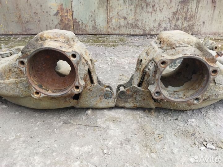 Задние рычаги Мицубищи Грандис 2007