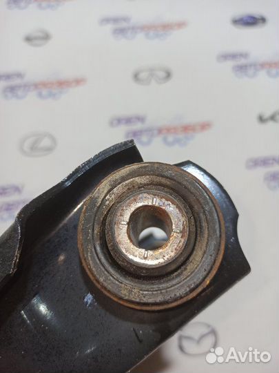 Рычаг подвески нижний передний левый Renault