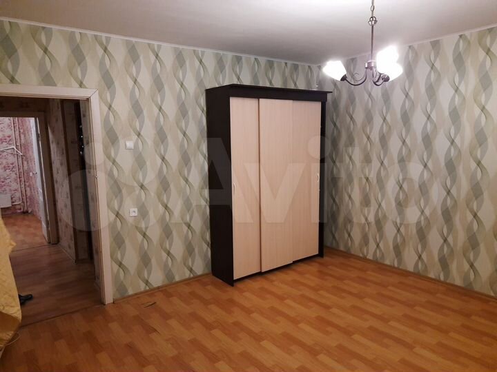 2-к. квартира, 52 м², 5/10 эт.