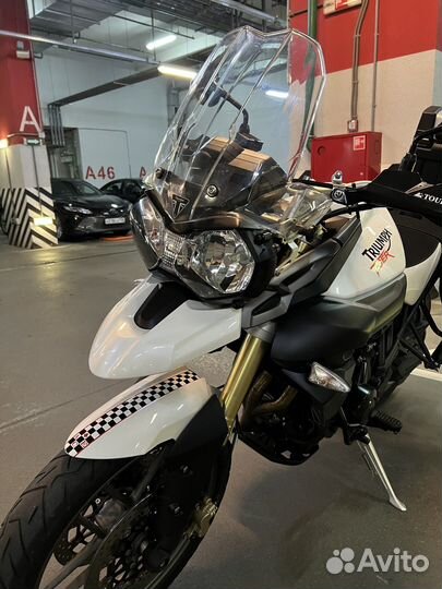 Triumph Tiger 800 (3,423 км, полная комплектация)