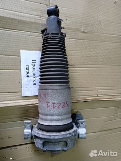 Стойка зад. Porsche/ Cayenne/ 955/ VolksWagen/ Touareg/ 7LA/ 2003г./ Пневмо/ к.т.№7L6616019A или 7L6