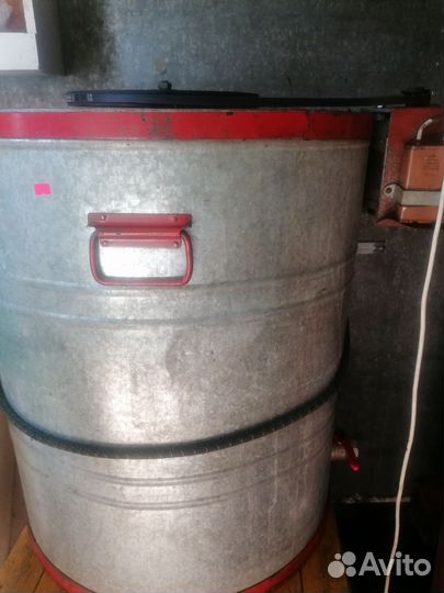 Медогонка 4 рамочная бу электрическая