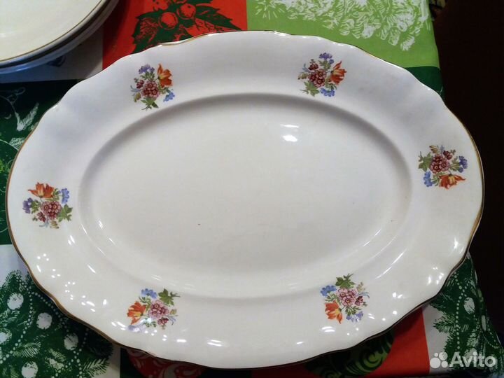 Блюдо/тарелка овальной формы (Конаково)