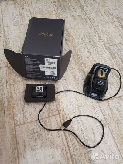 Робот Anki Vector