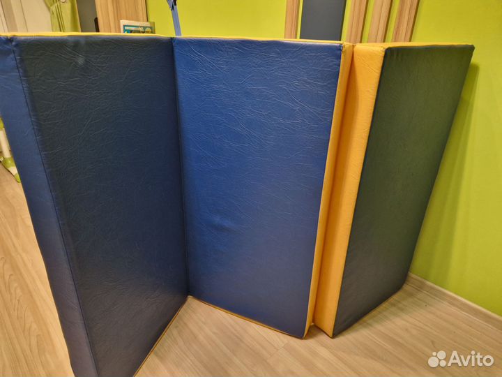 Мат спортивный гимнастический складной