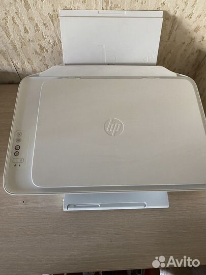 Принтер HP deskjet 2320 + 2 упаковки бумаги