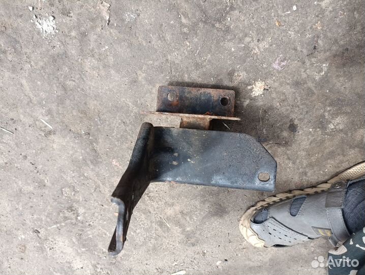 Подушка двигателя Geely Emgrand EC7