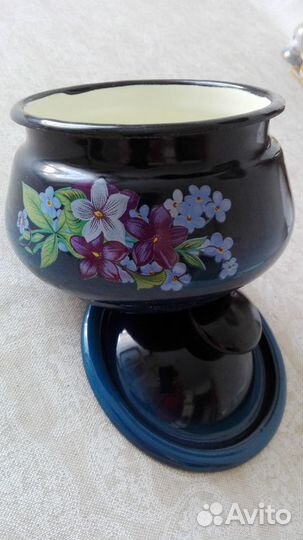 Набор эмалированной посуды