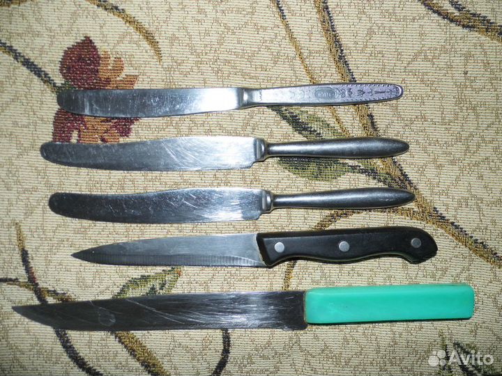 Кувшины и кухонную утварь