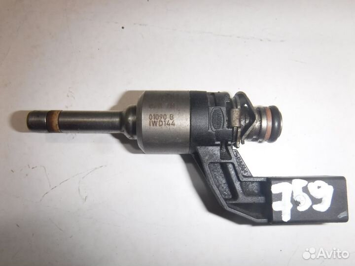 Форсунка инжекторная Volkswagen Touareg