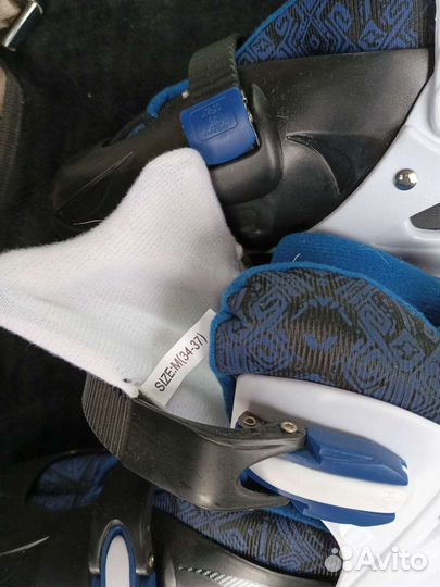 Коньки новые размер 34-37