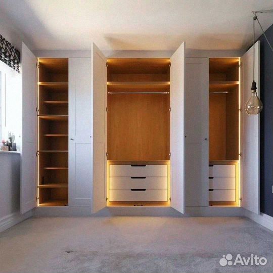 Шкаф распашной