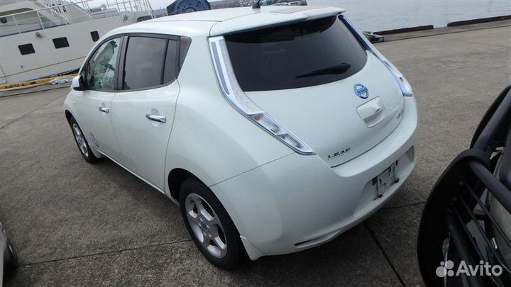 Радиатор кондиционера Nissan Leaf ZE0 EM61 2012