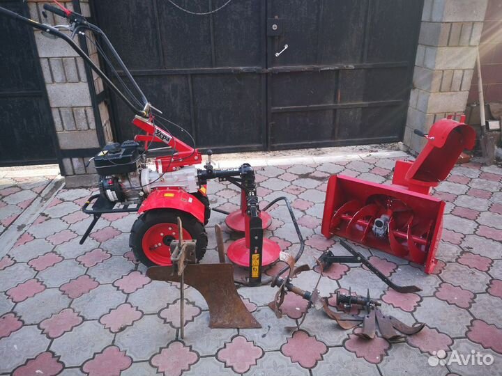 Мотоблок Угра с навесным оборудованием