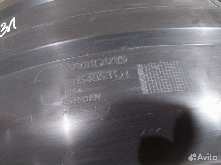 Подкрылок задний Volvo S80 1998-2006 левый