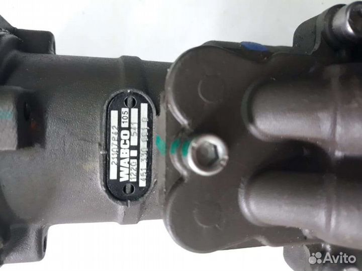 Кран тормозной Volvo fh fm