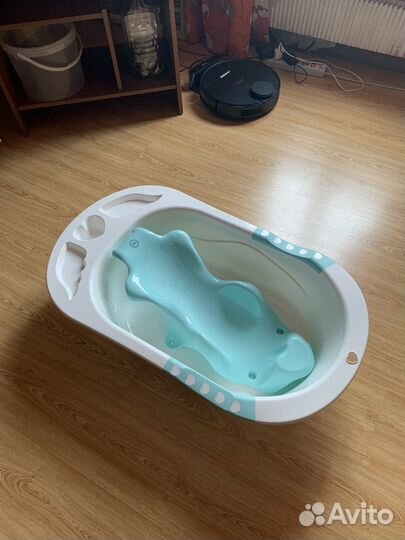 Ванночка для купания с горкой