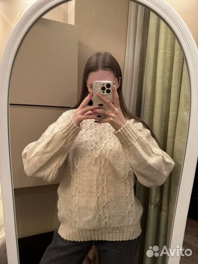 Свитер винтажный женский оверсайз молочный